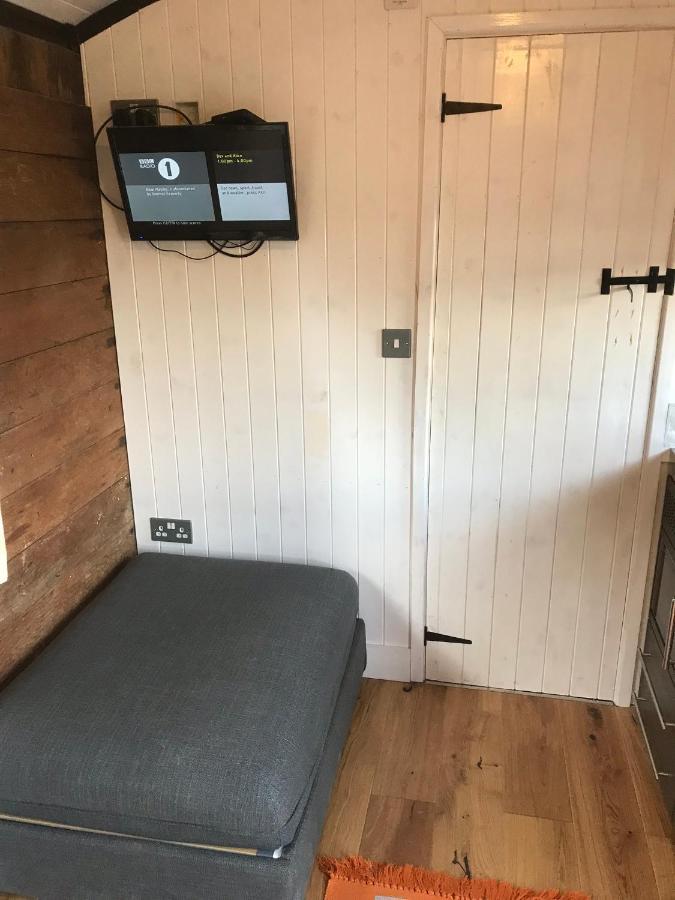 Apartamento Luxury Cosy Carriage With Electric Private Hot Tub Hereford Exterior foto